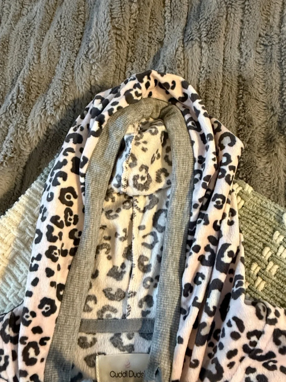 Women’s Cuddl Duds matching pajama SET 🩷
